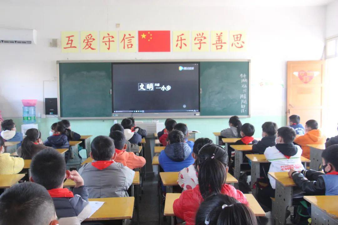 金钼股份业绩延续倍增 15年无股权融资资产负债率仅12%