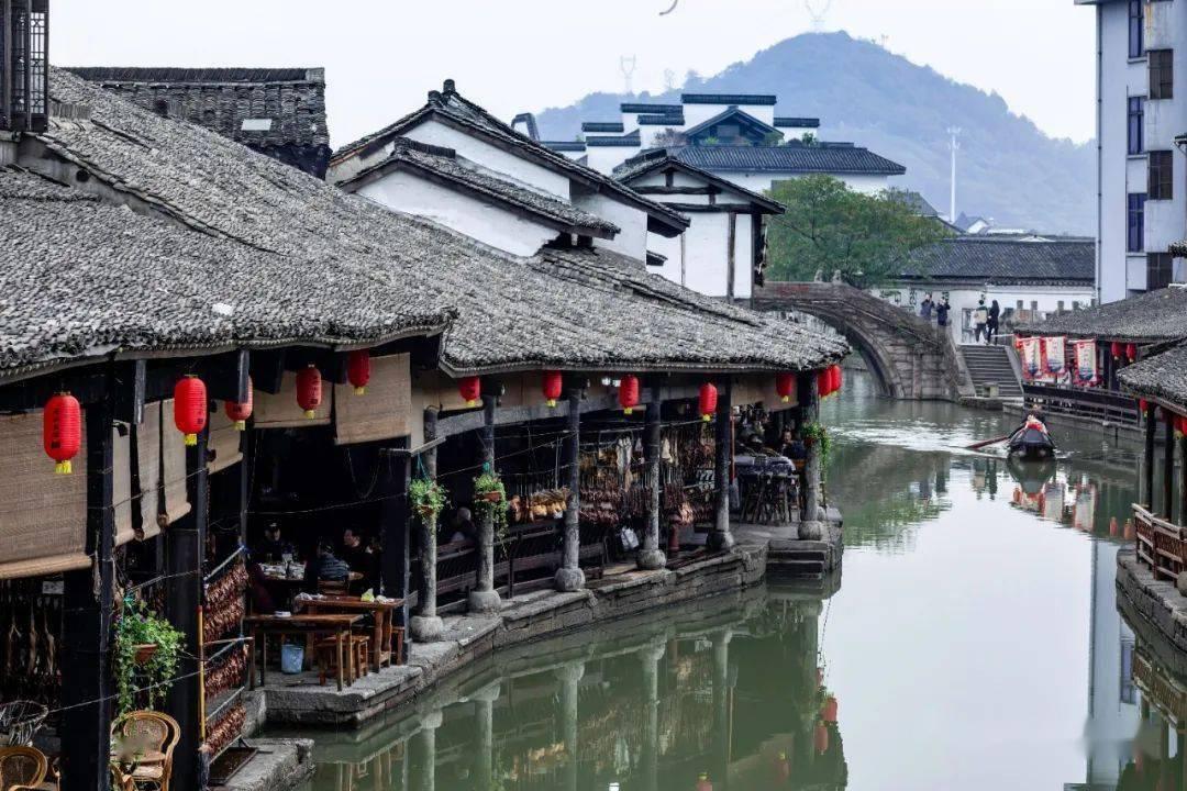市场一体化提升企业创新效率的路径与机制